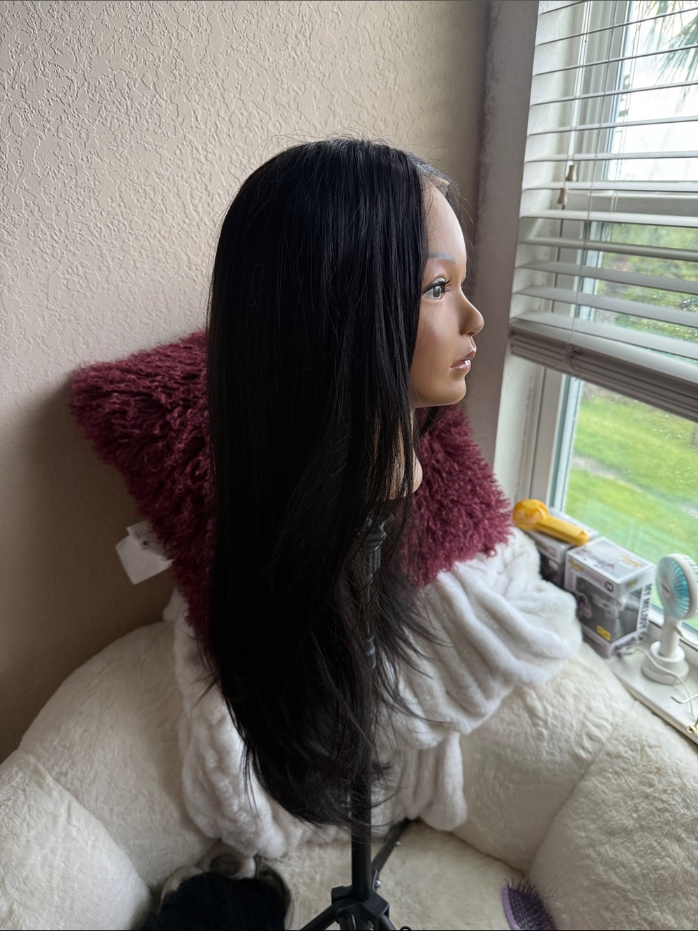 Natural Black 13x6 Glueless HD Lace Front Wig 26 inches brunette - Picture 3 of 8